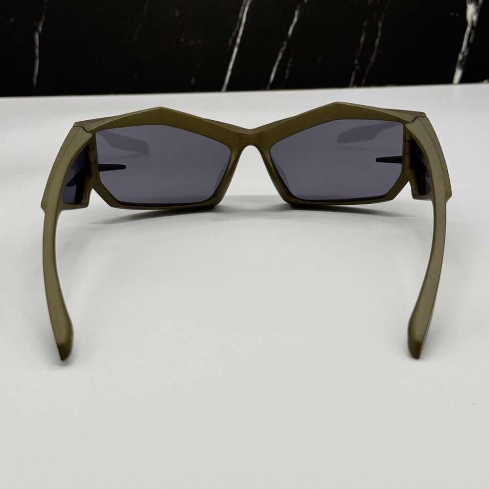 NEW GV40049I 97A GIVENCHY SUNGLASSES  MATTE DARK GREEN UNISEX EYEWEAR GIVENCHY - Picture 7 of 13